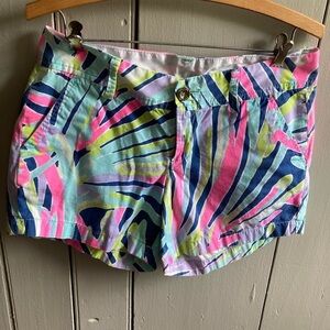 Lilly Pulitzer Callahan Shorts Size 4 Palm Reader Print
